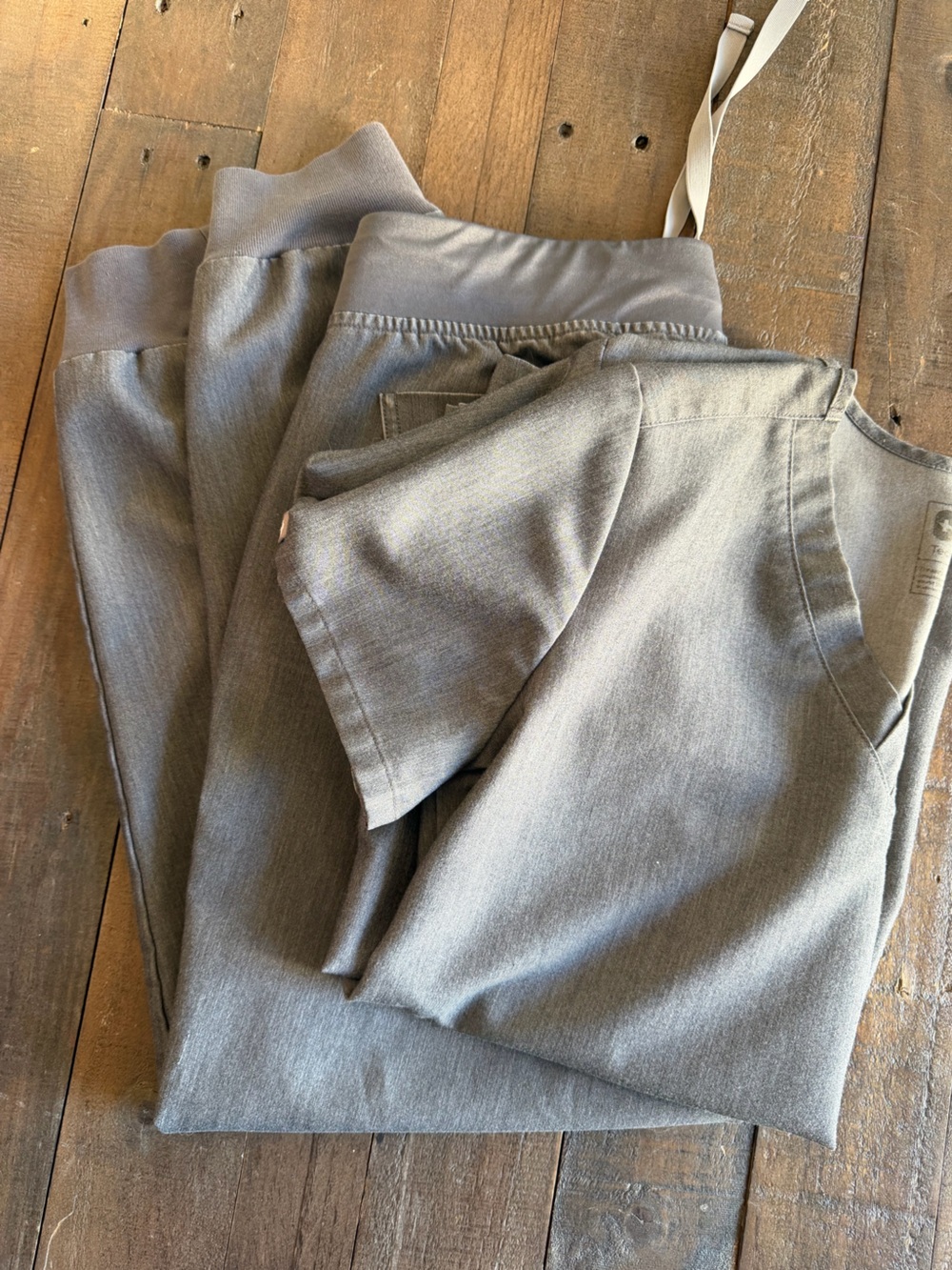 FIGS SET XS TOP & S BOTTOM